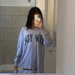 brandy melville oversize new york long sleeve